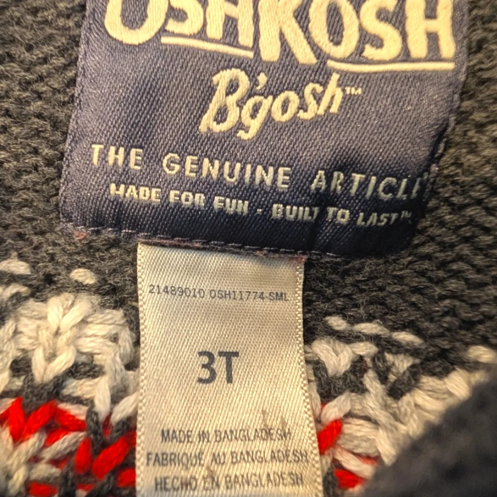 OshKosh B'gosh gray knit Southwestern button up cardigan w pockets. 3T